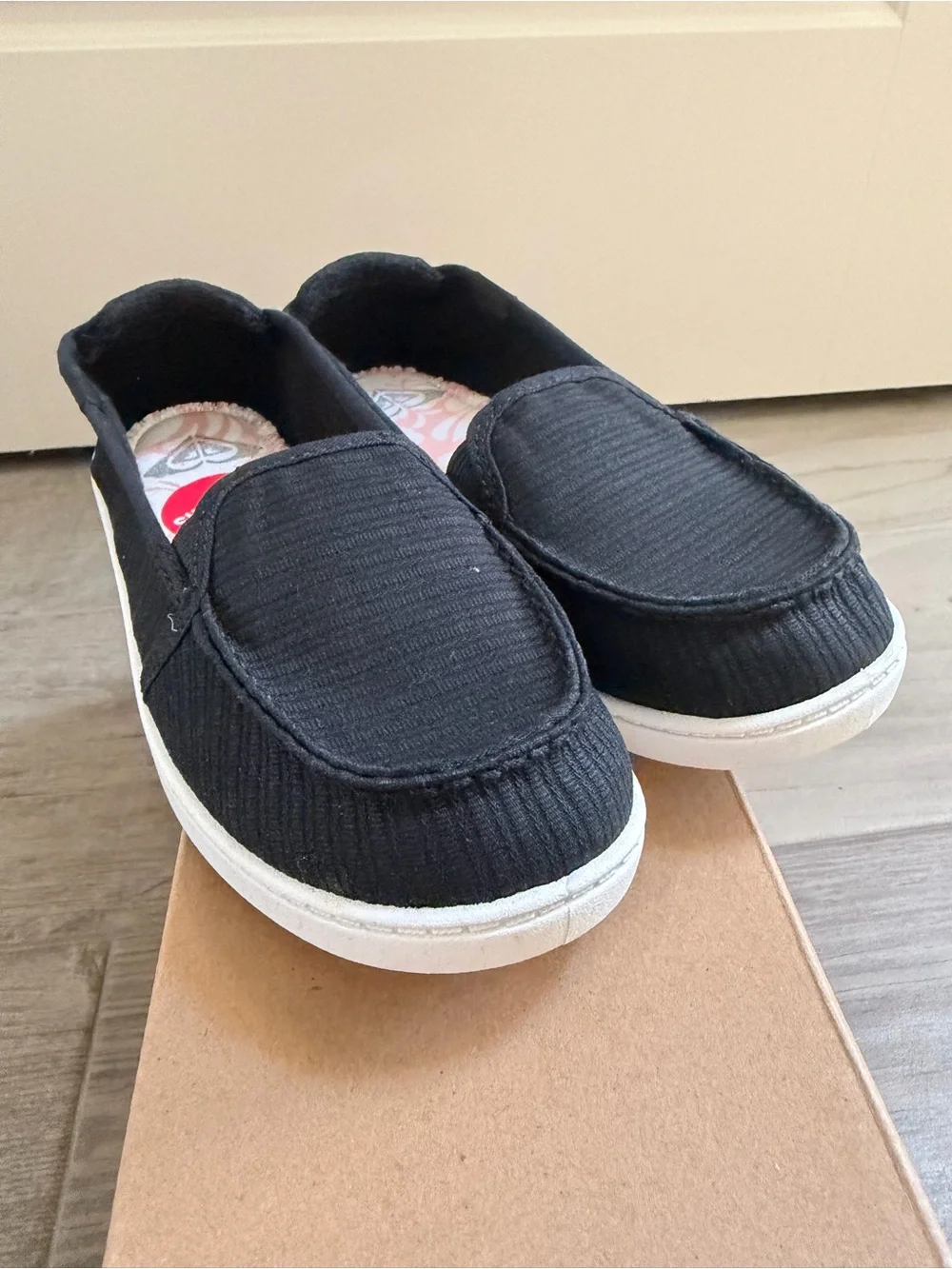 Roxy Minnow VII Black Slip-On Casual Shoes
